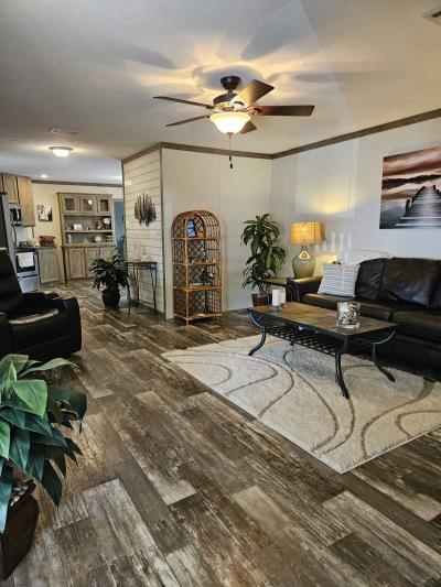 Photo 4 of 23 of home located at 9879 Buttercup Circle Navarre, FL 32566