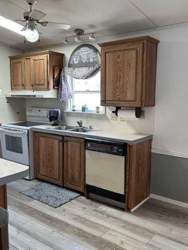 1989 Gre LAUREL HILL Manufactured Home