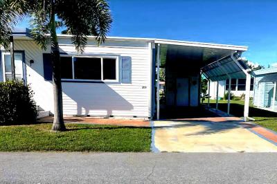 Photo 3 of 3 of home located at 7100 Ulmerton Rd. Largo, FL 33771