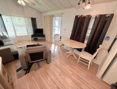 Photo 5 of 13 of home located at 6900 Ulmerton Rd Largo, FL 33771