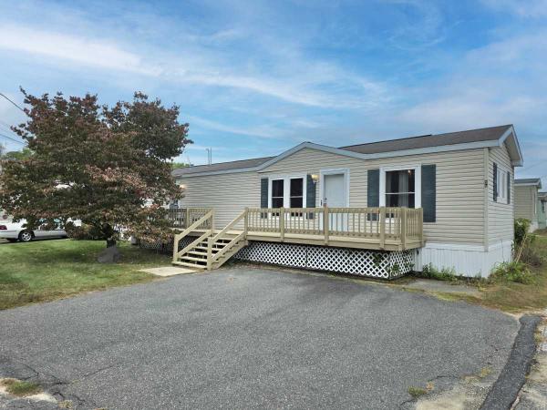 1999 Pinegrove Manufactured Home