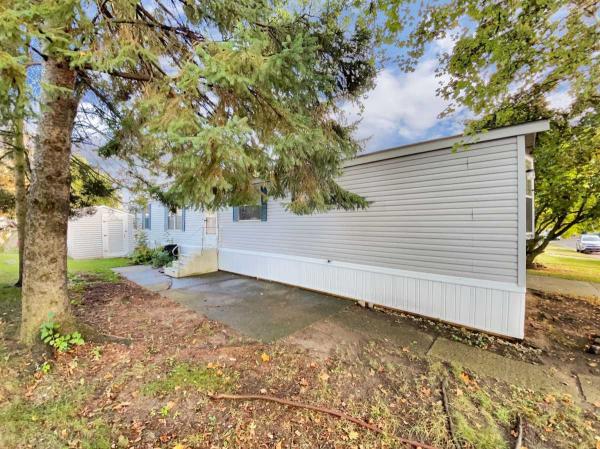 1991 Schult Manufactured Home