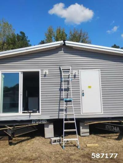 Mobile Home at Columbus Mobile Home Broker I Po Box 9647 Columbus, MS 39705