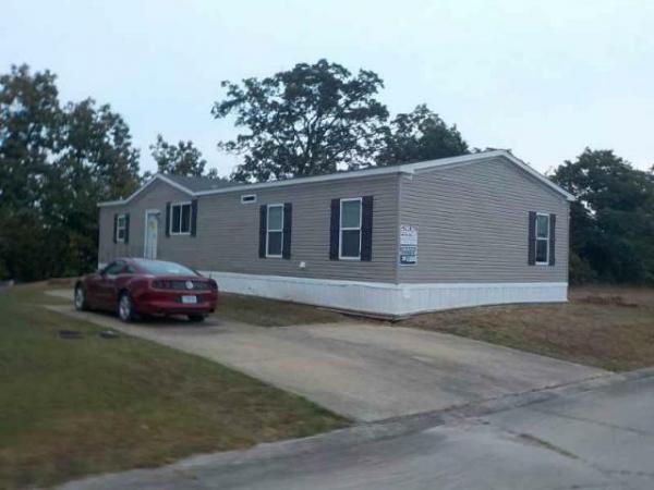 Photo 1 of 2 of home located at Pine Forest Park 55 Pine Forest Dr #28 Wright City, MO 63390
