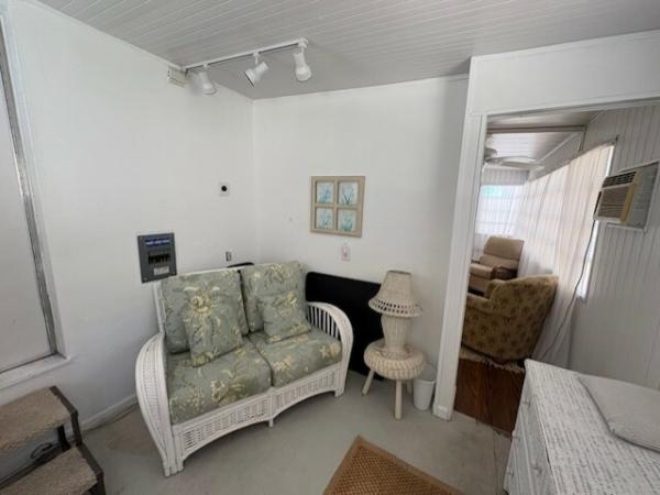 1987 Fleetwood Mobile Home