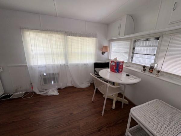 1987 Fleetwood Mobile Home