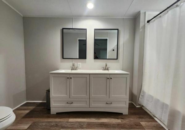 1997 Clayton Mobile Home