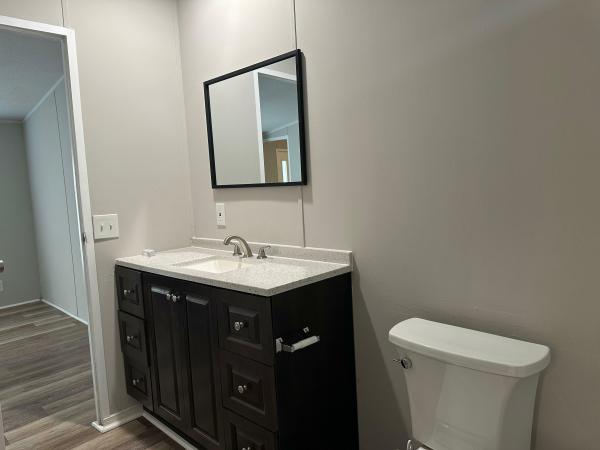 1997 Clayton Mobile Home