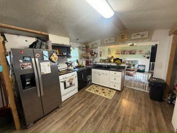 1983 SAND Mobile Home For Sale