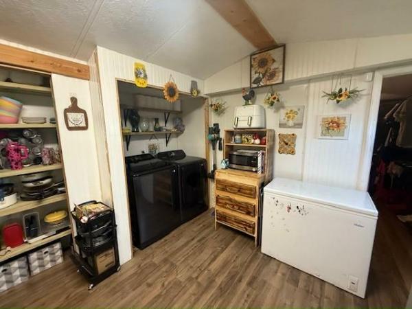 1983 SAND Mobile Home For Sale
