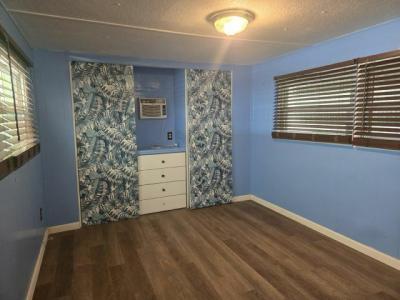 Photo 4 of 7 of home located at 1375 Pasadena Ave. S., #527 South Pasadena, FL 33707