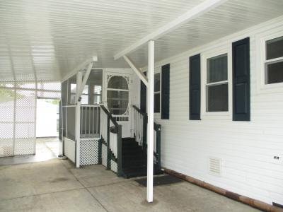 Photo 2 of 20 of home located at 23194 Fountain Dr Clinton Township, MI 48036