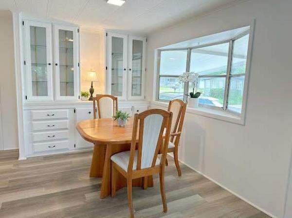 1977 BRIGHTON MANOR 24X40 Mobile Home