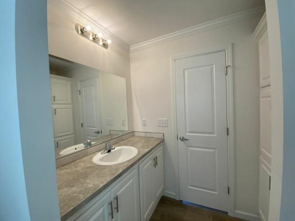 2025 Skyline - Leola Newark Mobile Home