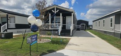 Mobile Home at 717 Hollow Ln Lot Hl717 New Braunfels, TX 78130