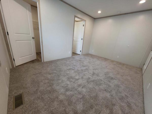 2024 Clayton - Wakarusa Mobile Home