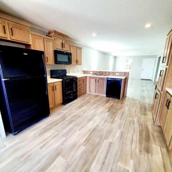 Photo 1 of 2 of home located at 9268 Windjammer Dr 1207 Fair Haven, MI 48023