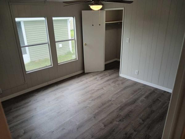 1981 Manufactured Home