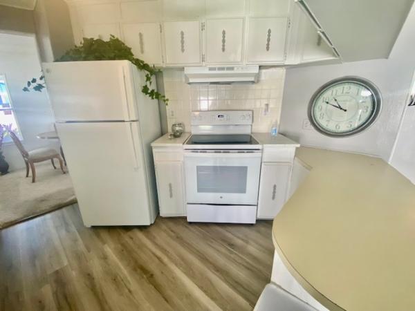 1979 Barrington HS Mobile Home