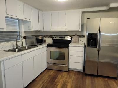 Photo 3 of 28 of home located at 28 Imperial Ave Palmetto, FL 34221