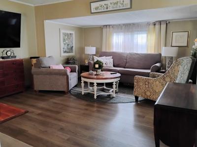 Mobile Home at 105 Wilpark Dr Akron, OH 44312
