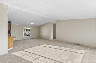 Photo 4 of 34 of home located at 9386 Starborad Dr Fair Haven, MI 48023