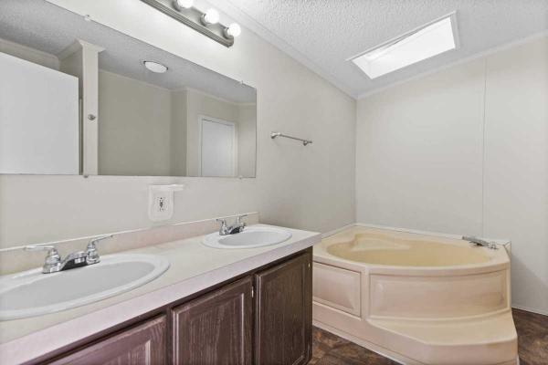 1996 Manufactured Home