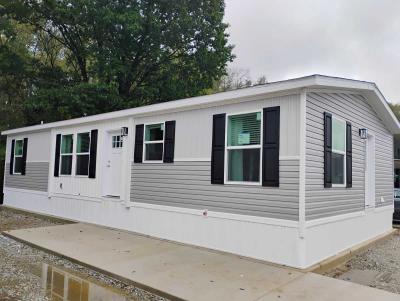 Mobile Home at 132 Wilpark Dr Akron, OH 44312