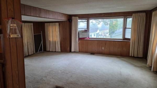 1973 Park Estate Manufactured Home