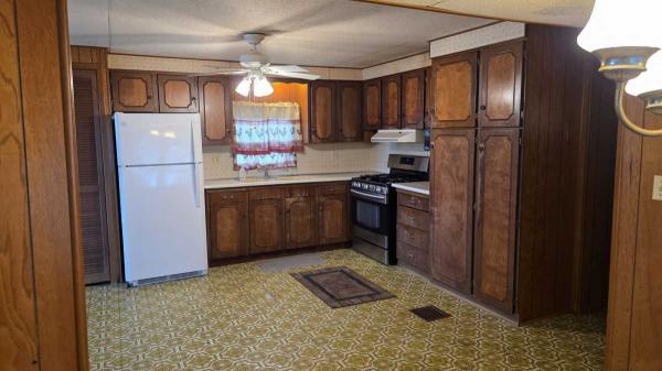 1973 Park Estate Manufactured Home