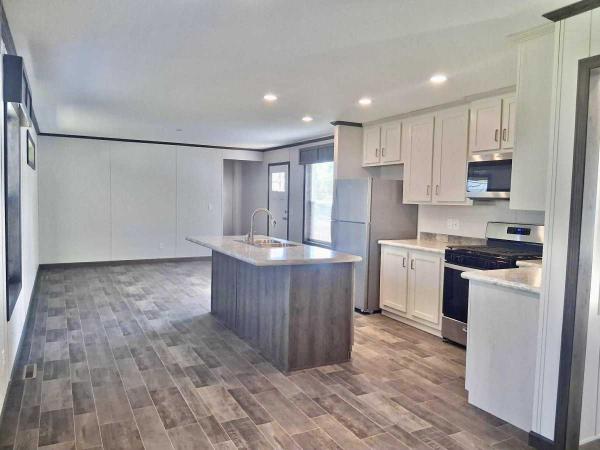 Photo 1 of 2 of home located at 160 Wildwood Circle Watertown, MN 55388