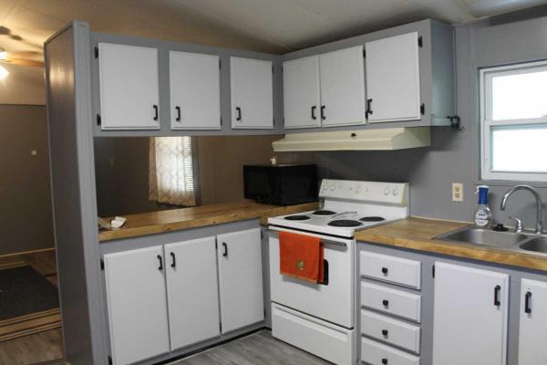 1985 Comm Mobile Home