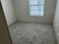 1990 Skyline Manufactured Home