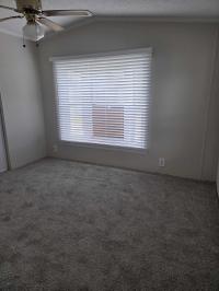 1990 Skyline Manufactured Home