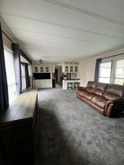 Photo 2 of 11 of home located at 153 Bailey St Hamilton, MI 45011