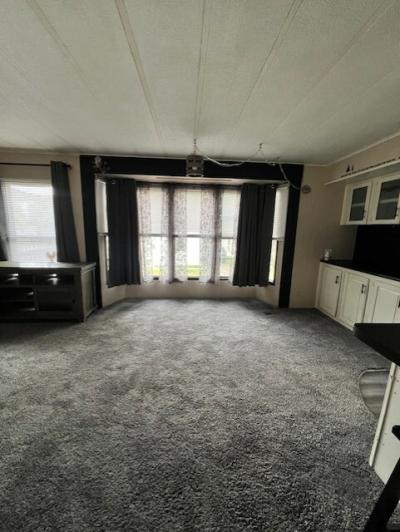 Photo 3 of 11 of home located at 153 Bailey St Hamilton, MI 45011