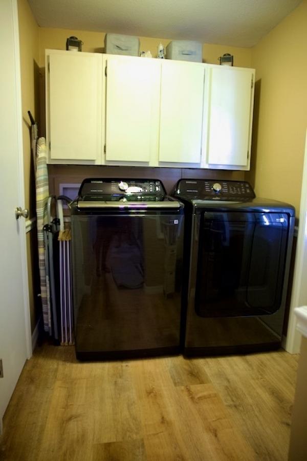 1985 coun HS Manufactured Home