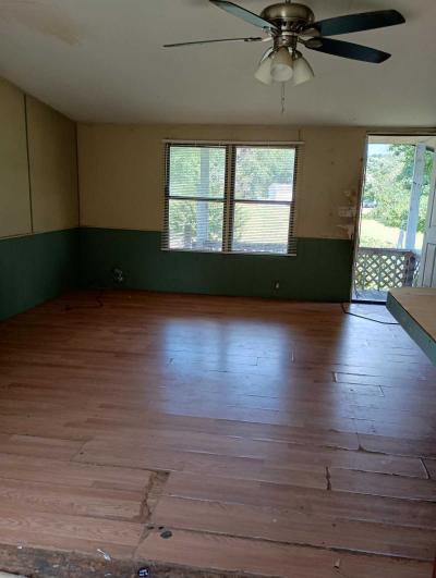 Photo 4 of 14 of home located at 460 Highway 142, 42 Covington, GA 30014