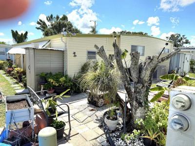 Photo 4 of 9 of home located at 7349 Ulmerton Rd. Largo, FL 33771