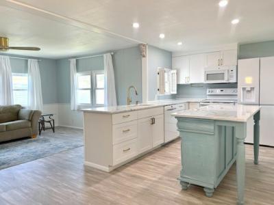Photo 4 of 35 of home located at 1071 Donegan Rd Lot 832 Largo, FL 33771