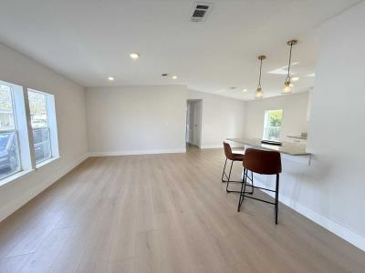 Photo 5 of 22 of home located at 7426 Molokai St #38 Orlando, FL 32822