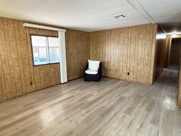 1980 FUQ Manufactured Home