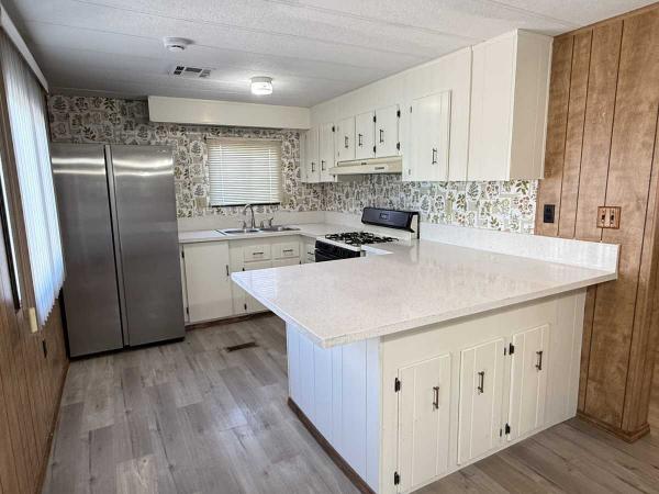 1980 FUQ Manufactured Home