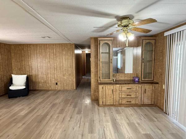 1980 FUQ Manufactured Home