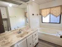 1980 FUQ Manufactured Home