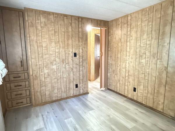 1980 FUQ Manufactured Home