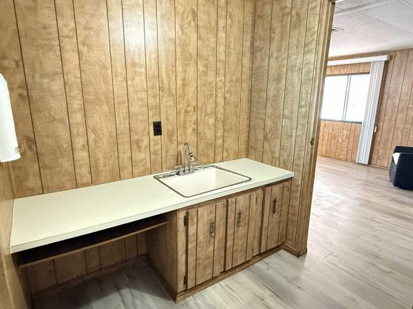 1980 FUQ Manufactured Home