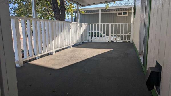 1988 REDMAN STONEBROOL Manufactured Home