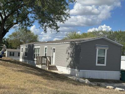 Mobile Home at 7616 Upper Seguin Rd, Lot 166 Converse, TX 78109