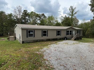 Mobile Home at 454 Huckleberry Rd Dawson Springs, KY 42408